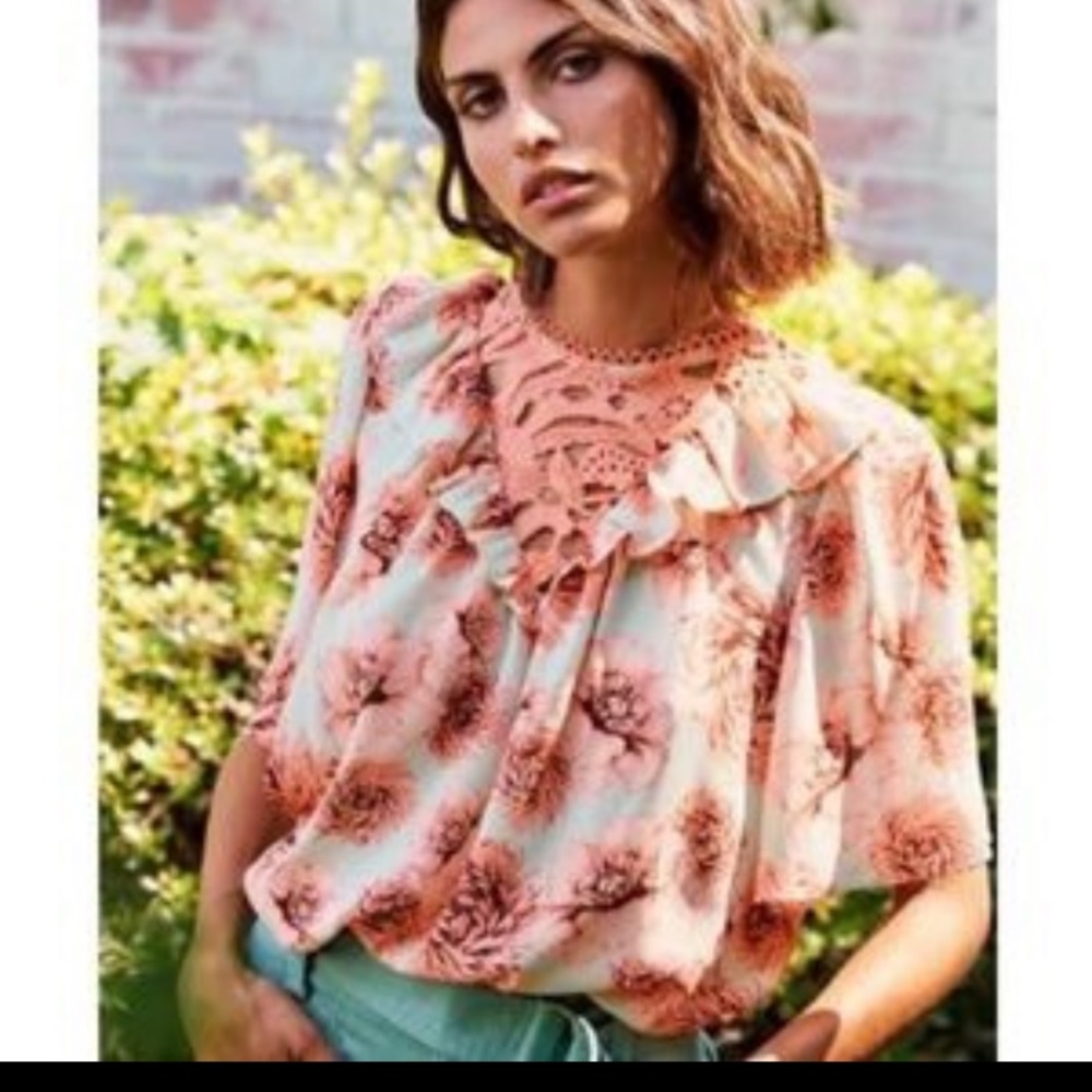 NWOT HAPPY X NATURE Ruffle Crochet Kimono  Sleeve Top 7 - Sz M $80